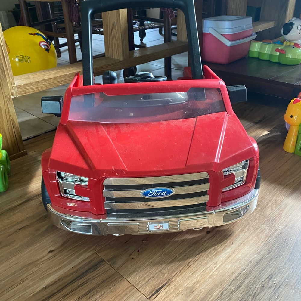 Baby walker sit in